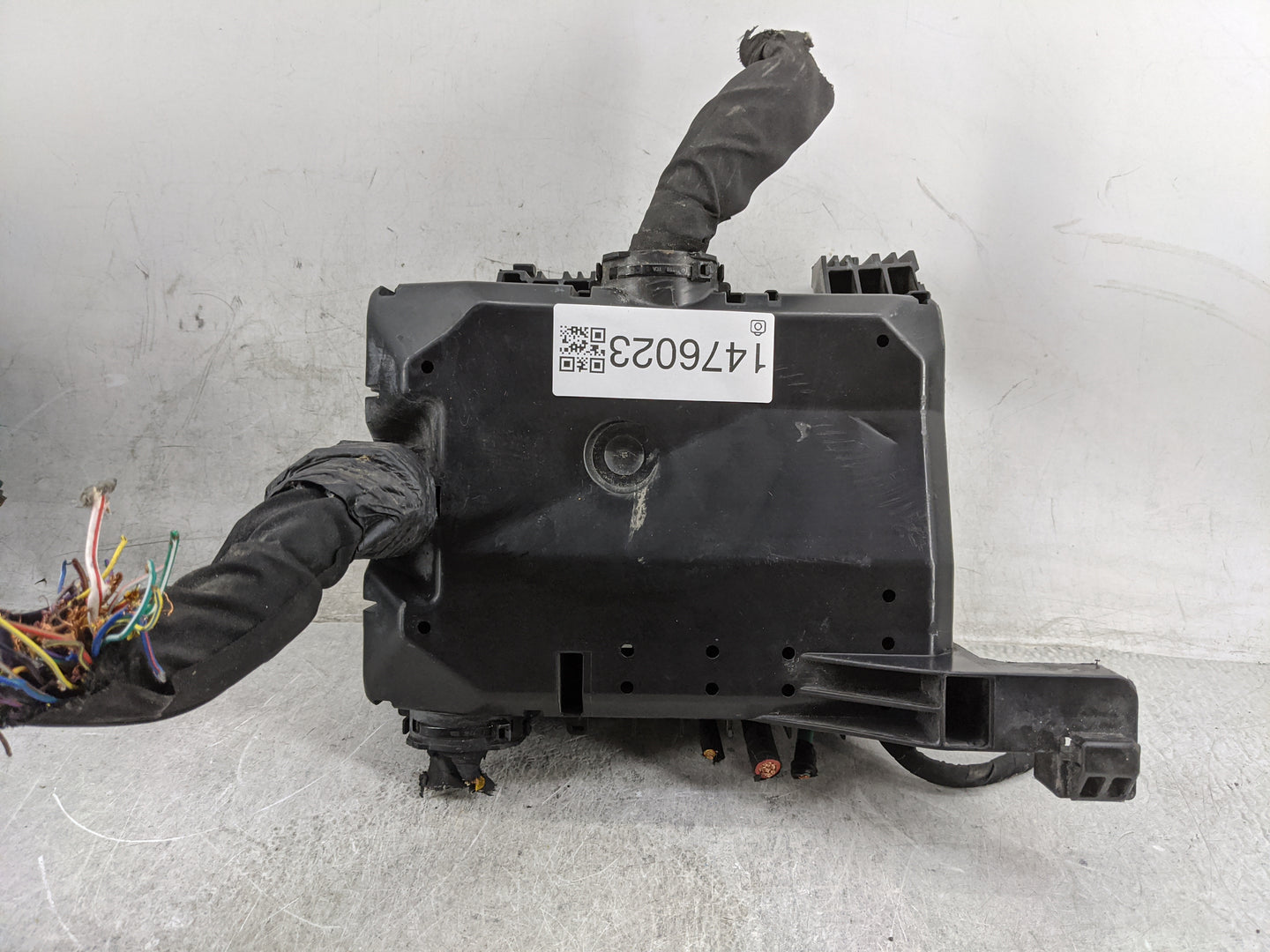 2015 Ford F150 Fusebox Fuse Box Panel Relay Module P/N:FL3T-12A581CJK Fits OEM Used Auto Parts - Oemusedautoparts1.com