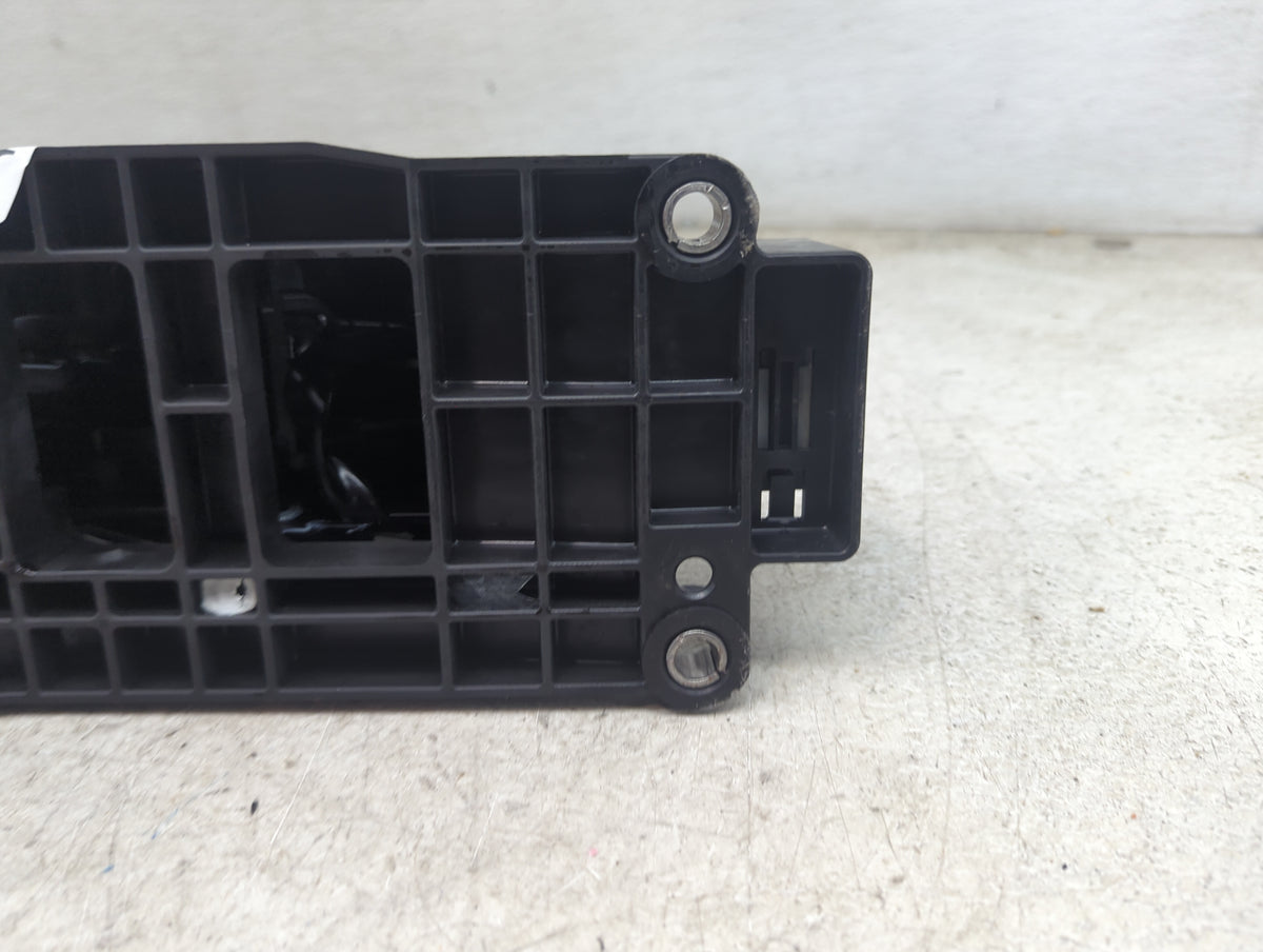 2015 Ford F150 Floor Console Assembly Shifter Black - Oemusedautoparts1.com