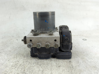 compare product 2015 Ford F150 ABS Pump Control Module Replacement P/N:EL3T-2C405-BA 16070373924, 0265255796, 0265956656 Fits Fits 2016 OEM Used Auto Parts