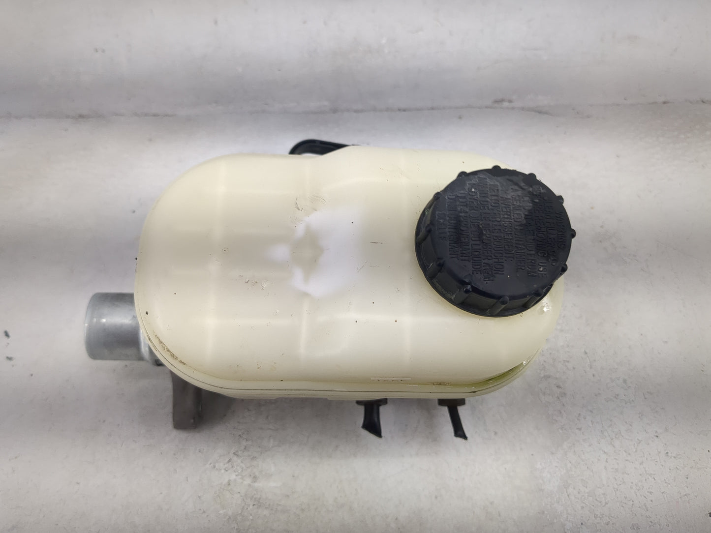 Ford F150 Brake Master Cylinder 1492140 - Oemusedautoparts1.com