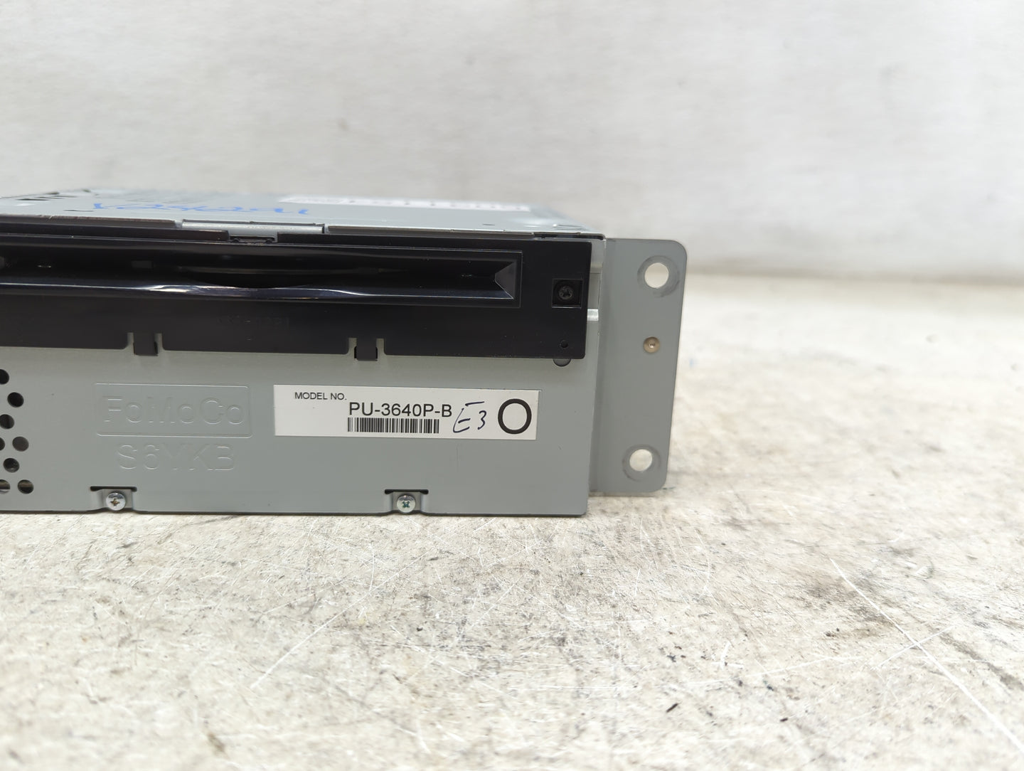 2015 Ford F150 Radio AM FM Cd Player Receiver Replacement P/N:PU-3640P-B FL3T-19C107-HG Fits Fits 2016 OEM Used Auto Parts -