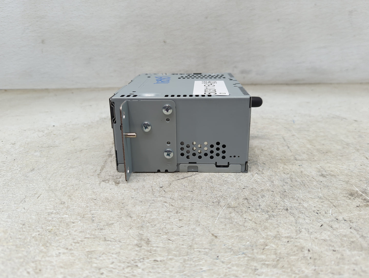 2015 Ford F150 Radio AM FM Cd Player Receiver Replacement P/N:PU-3640P-B FL3T-19C107-HG Fits Fits 2016 OEM Used Auto Parts -