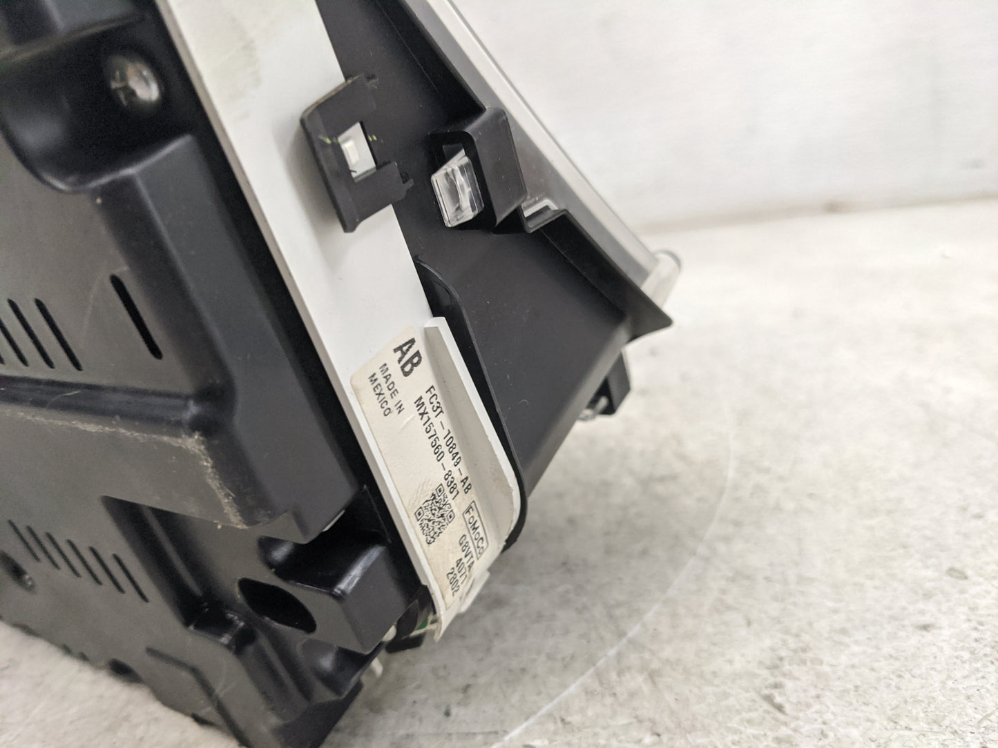 2015 Ford F250sd Instrument Cluster Speedometer Gauges P/N:FC3T-10849-AB MX151560-8481 Miles:88K Fits OEM Used Auto Parts - 