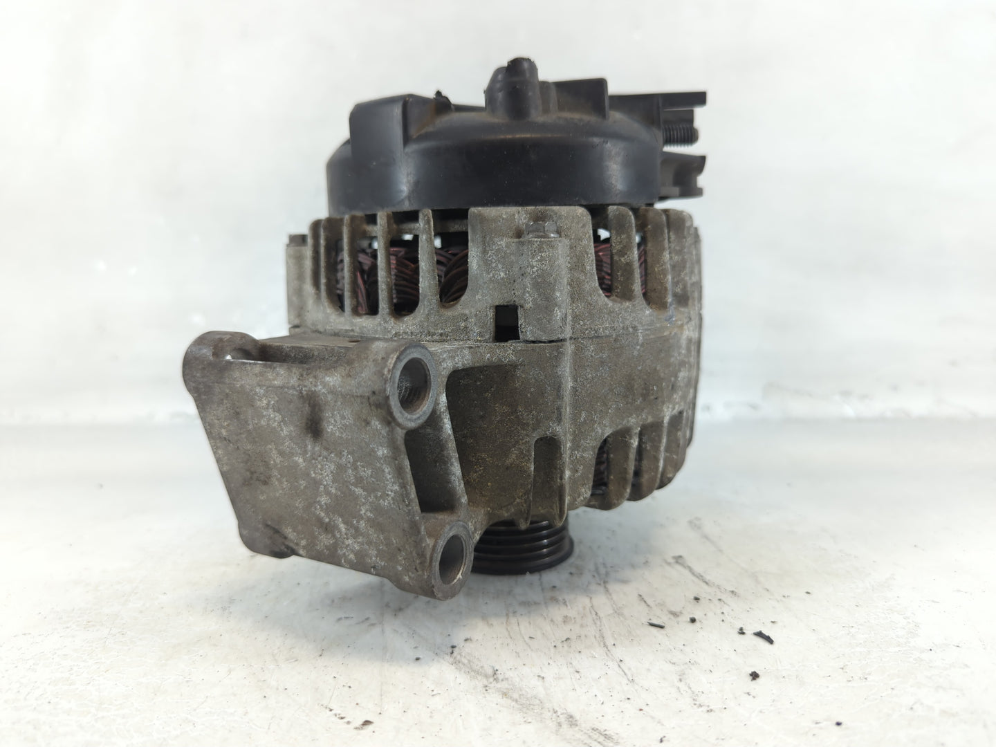 2011-2019 Ford Fiesta Alternator Replacement Generator Charging Assembly Engine OEM P/N:AE8T-10300-AA Fits OEM Used Auto Par
