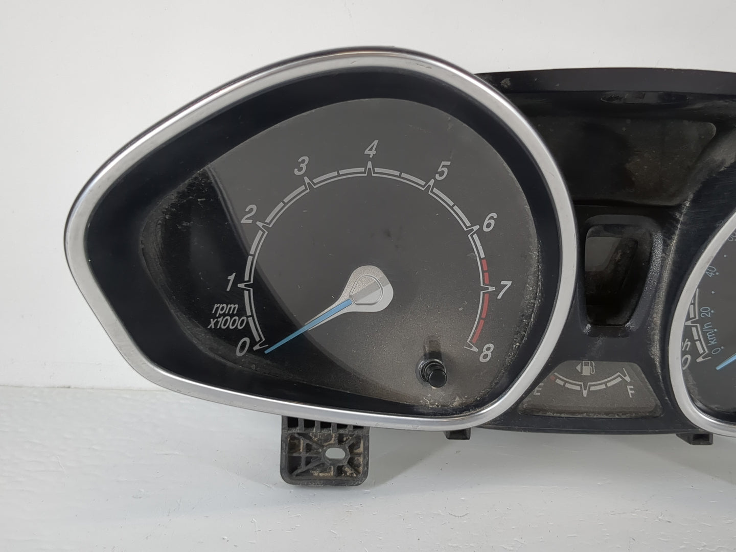 2015-2017 Ford Fiesta Instrument Cluster Speedometer Gauges P/N:>10849< <10890> Fits Fits 2015 2016 2017 OEM Used Auto Parts