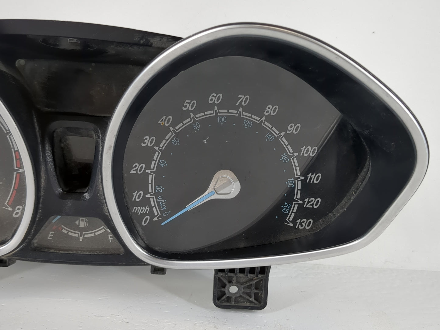 2015-2017 Ford Fiesta Instrument Cluster Speedometer Gauges P/N:>10849< <10890> Fits Fits 2015 2016 2017 OEM Used Auto Parts