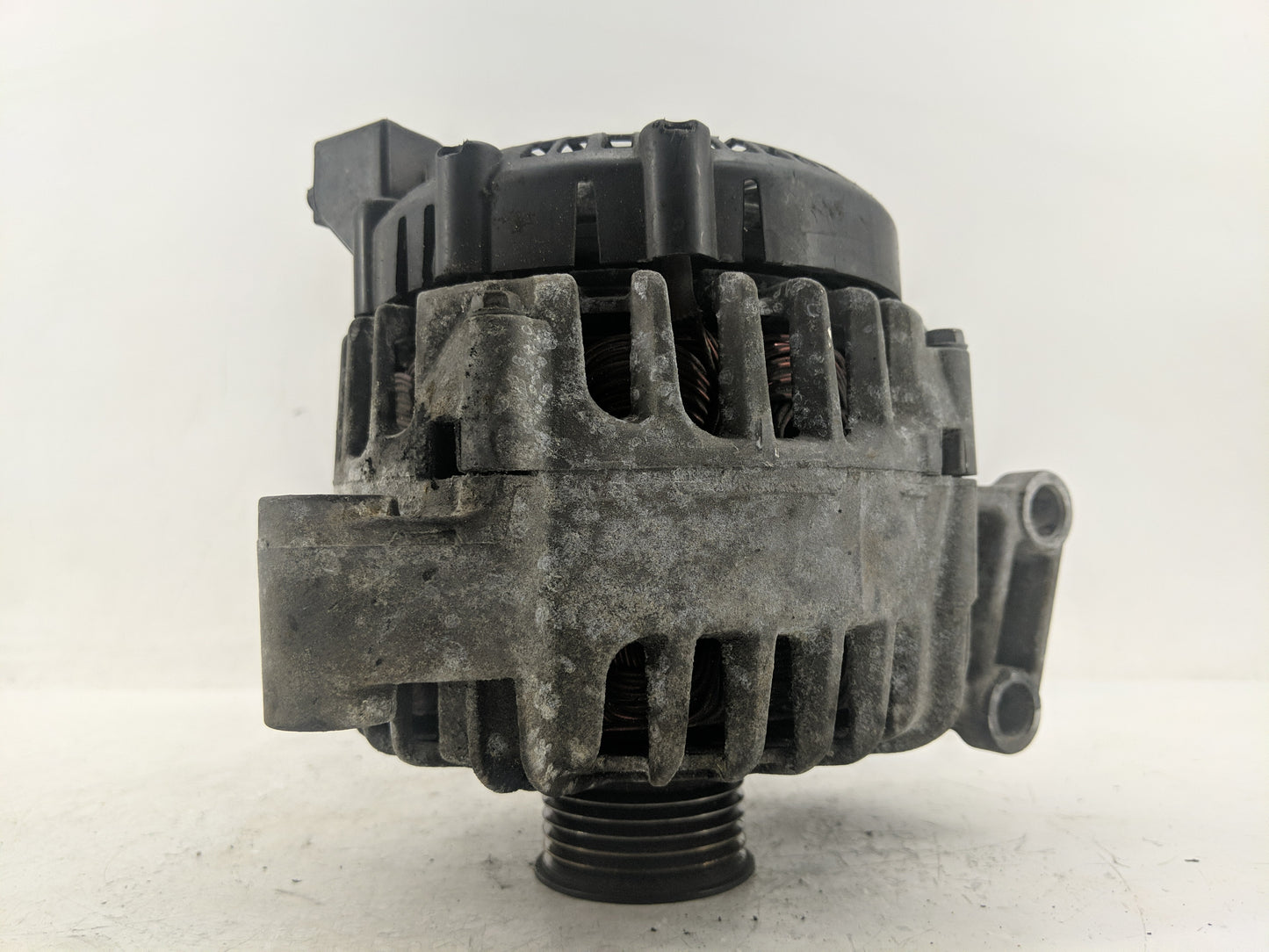 2011-2019 Ford Fiesta Alternator Replacement Generator Charging Assembly Engine OEM P/N:TG12C098 AE8T-10300-AA Fits OEM Used