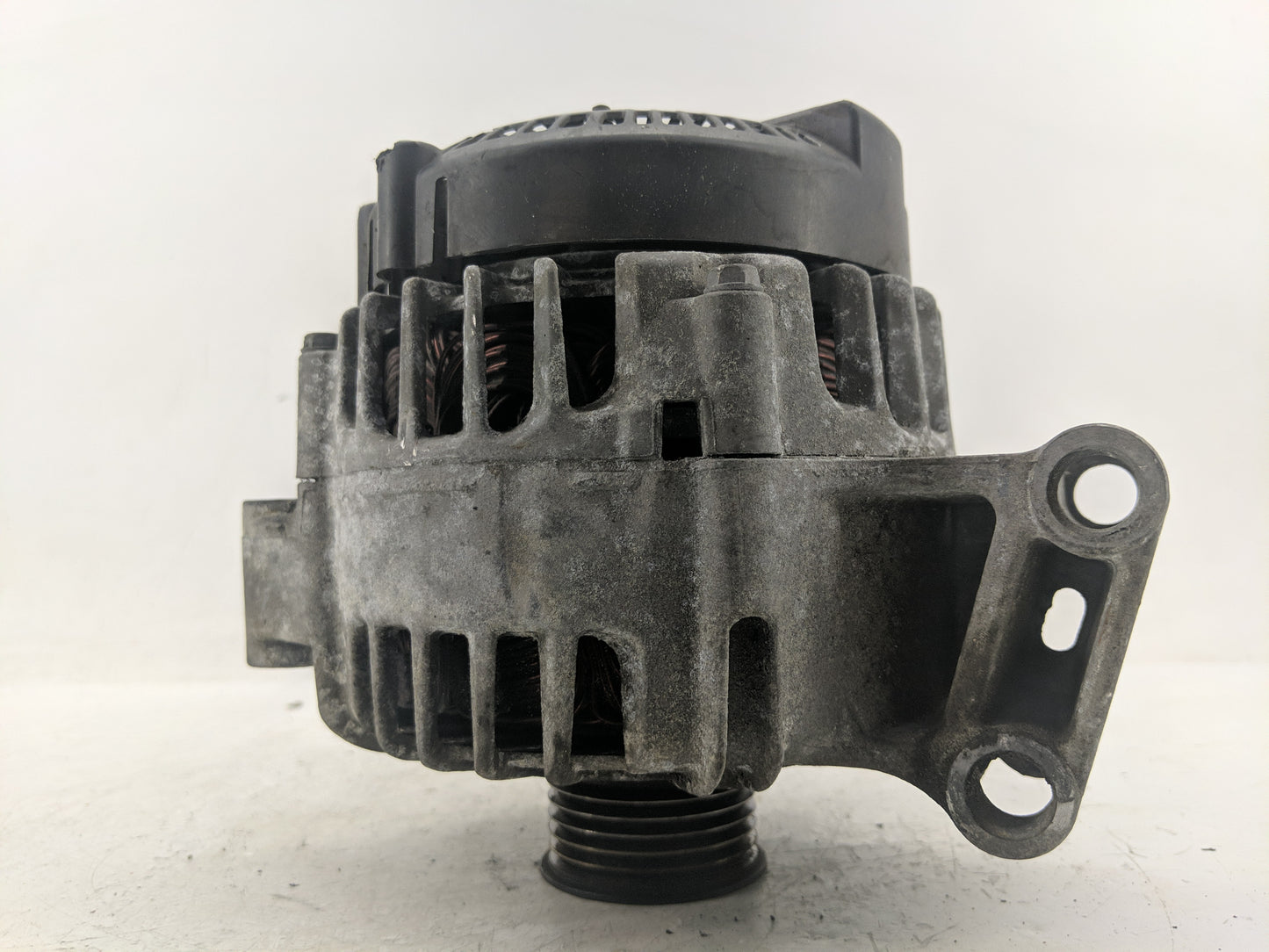 2011-2019 Ford Fiesta Alternator Replacement Generator Charging Assembly Engine OEM P/N:TG12C098 AE8T-10300-AA Fits OEM Used