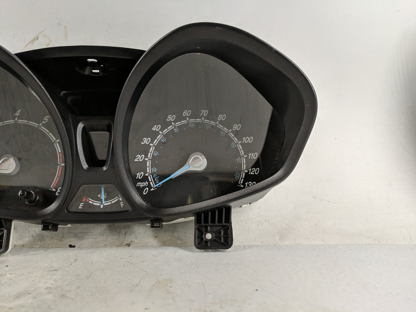 2014-2015 Ford Fiesta Instrument Cluster Speedometer Gauges P/N:D2BT-10849- Fits Fits 2014 2015 OEM Used Auto Parts - Oemuse