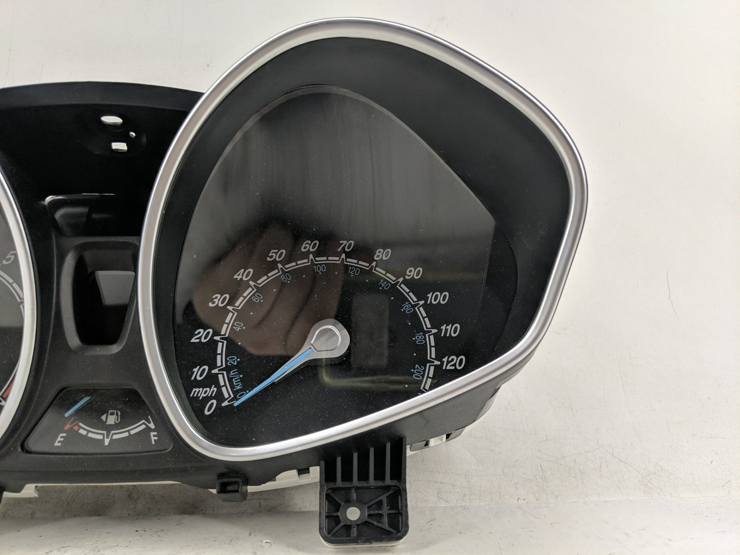 2015-2017 Ford Fiesta Instrument Cluster Speedometer Gauges P/N:D2BT-10849-CAT Fits Fits 2015 2016 2017 OEM Used Auto Parts 