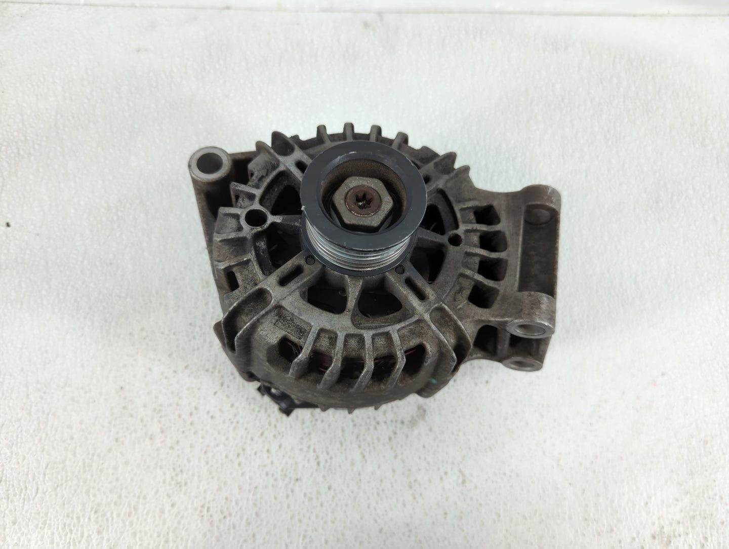 2011-2019 Ford Fiesta Alternator Replacement Generator Charging Assembly Engine OEM P/N:TG12C098 AE8T-10300-AA Fits OEM Used