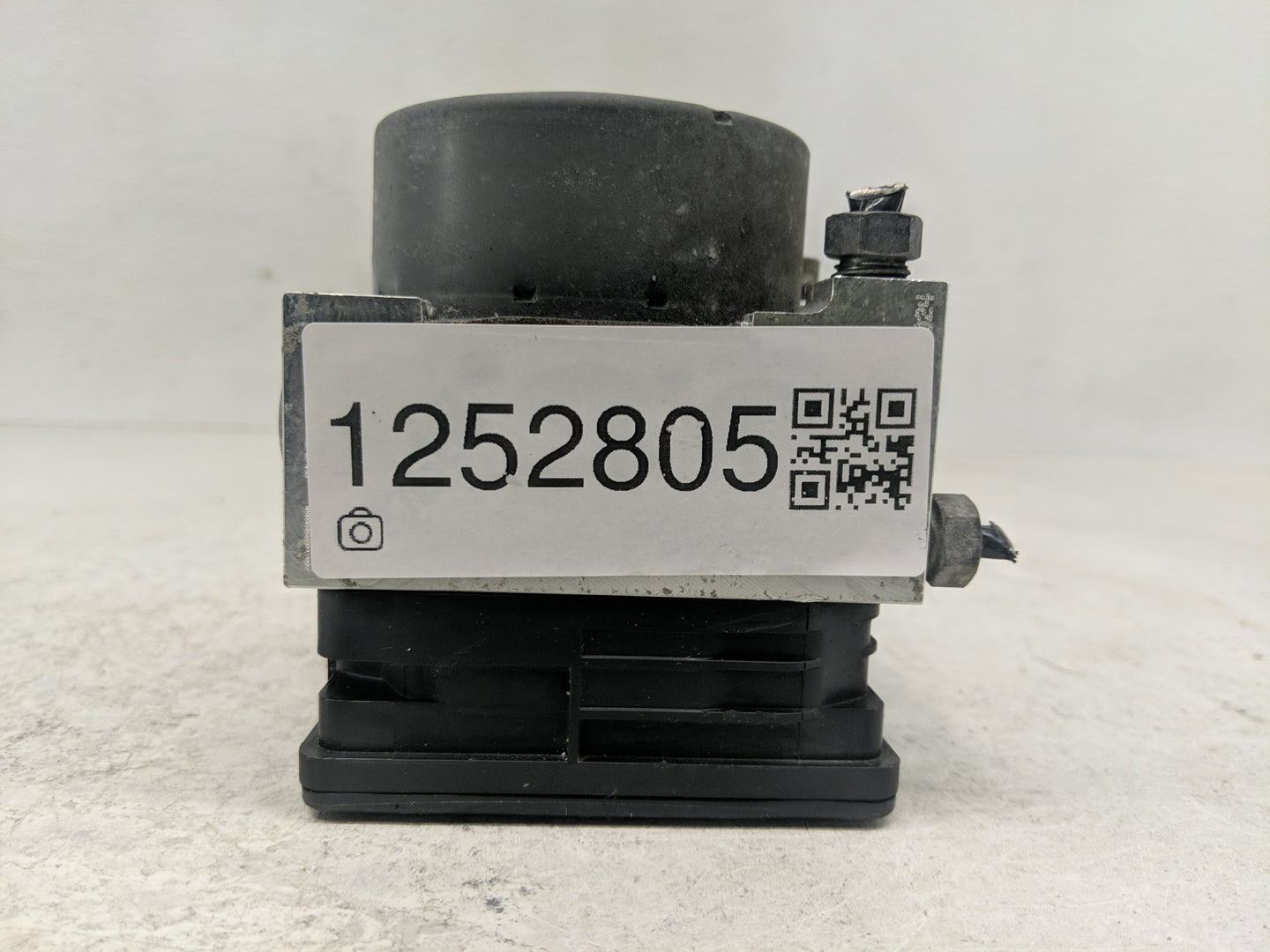 2014-2019 Ford Fiesta ABS Pump Control Module Replacement P/N:D2BC-2C405-DB D2BC-2C219-DB Fits Fits 2014 2015 2016 2017 2018