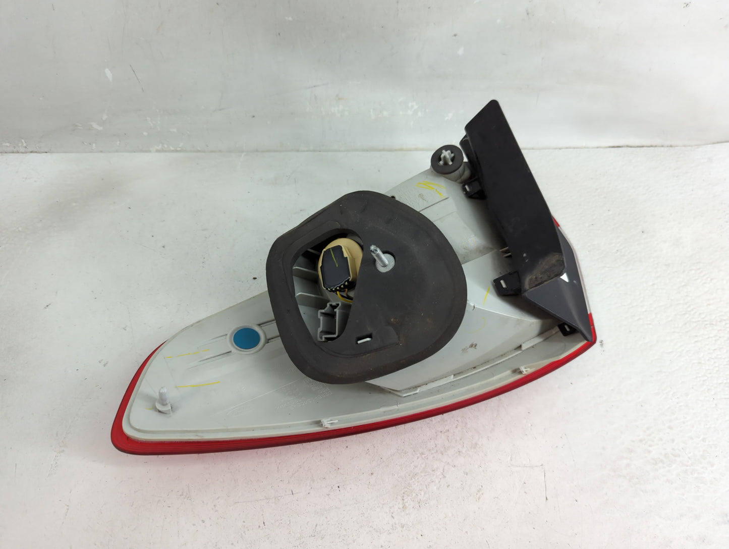 2014-2019 Ford Fiesta Tail Light Assembly Driver Left OEM P/N:D2BB-13405-BC Fits Fits 2014 2015 2016 2017 2018 2019 OEM Used