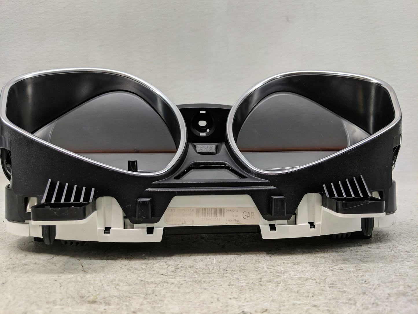 2015-2017 Ford Fiesta Instrument Cluster Speedometer Gauges P/N:D2BT-10849-GAR Fits Fits 2015 2016 2017 OEM Used Auto Parts 