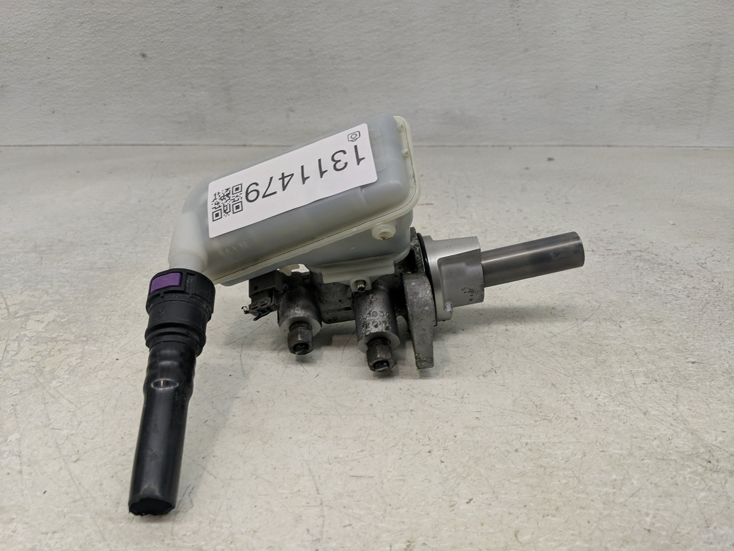 2011-2019 Ford Fiesta Brake Master Cylinder - Oemusedautoparts1.com