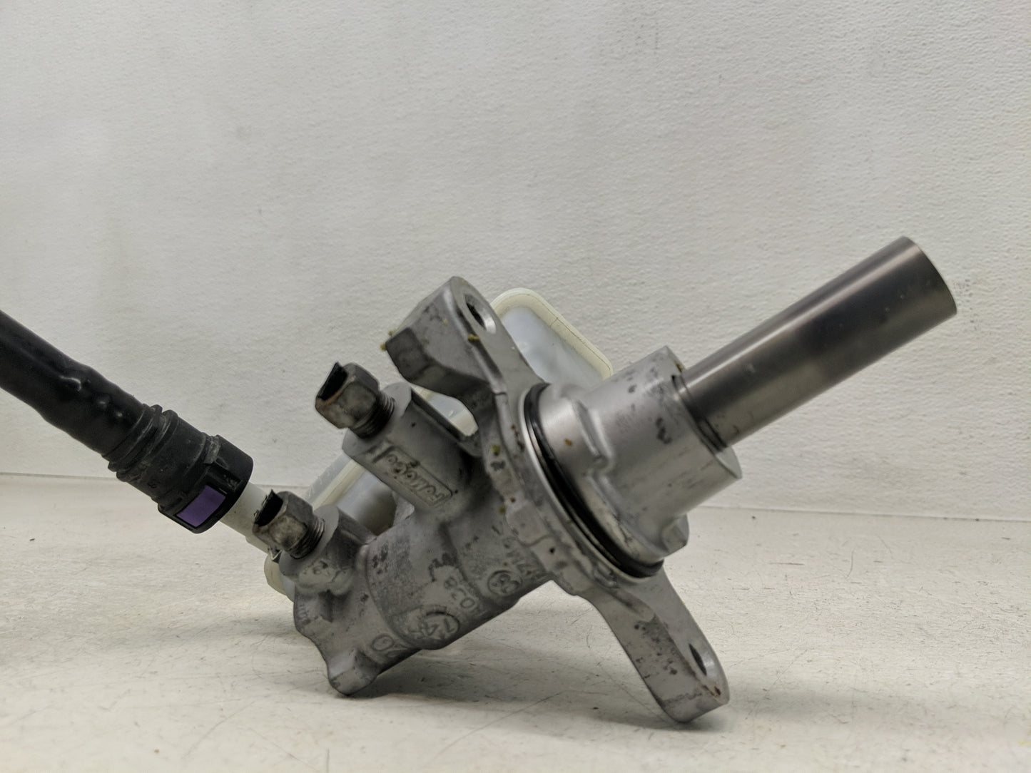 2011-2019 Ford Fiesta Brake Master Cylinder - Oemusedautoparts1.com