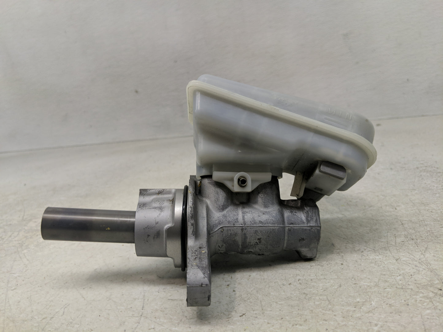 2011-2019 Ford Fiesta Brake Master Cylinder - Oemusedautoparts1.com