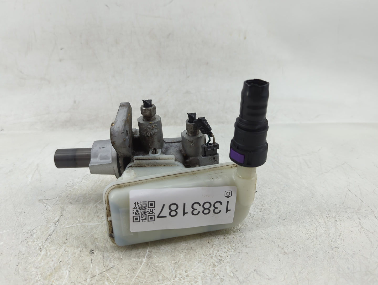 2011-2019 Ford Fiesta Brake Master Cylinder - Oemusedautoparts1.com