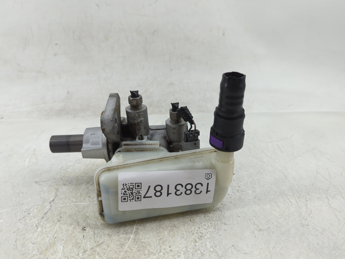 2011-2019 Ford Fiesta Brake Master Cylinder - Oemusedautoparts1.com