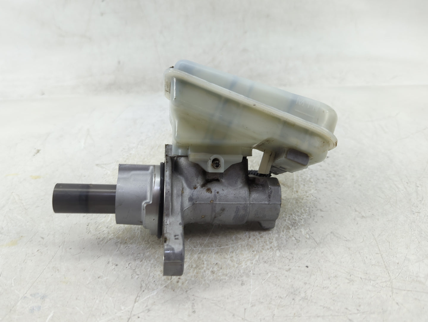 2011-2019 Ford Fiesta Brake Master Cylinder - Oemusedautoparts1.com