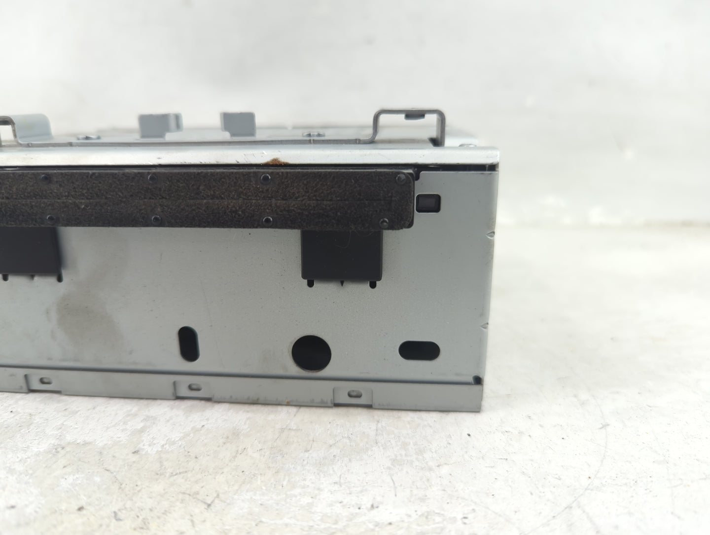 2014-2015 Ford Fiesta Radio AM FM Cd Player Receiver Replacement P/N:D2BT-19C107-AF Fits Fits 2014 2015 OEM Used Auto Parts 