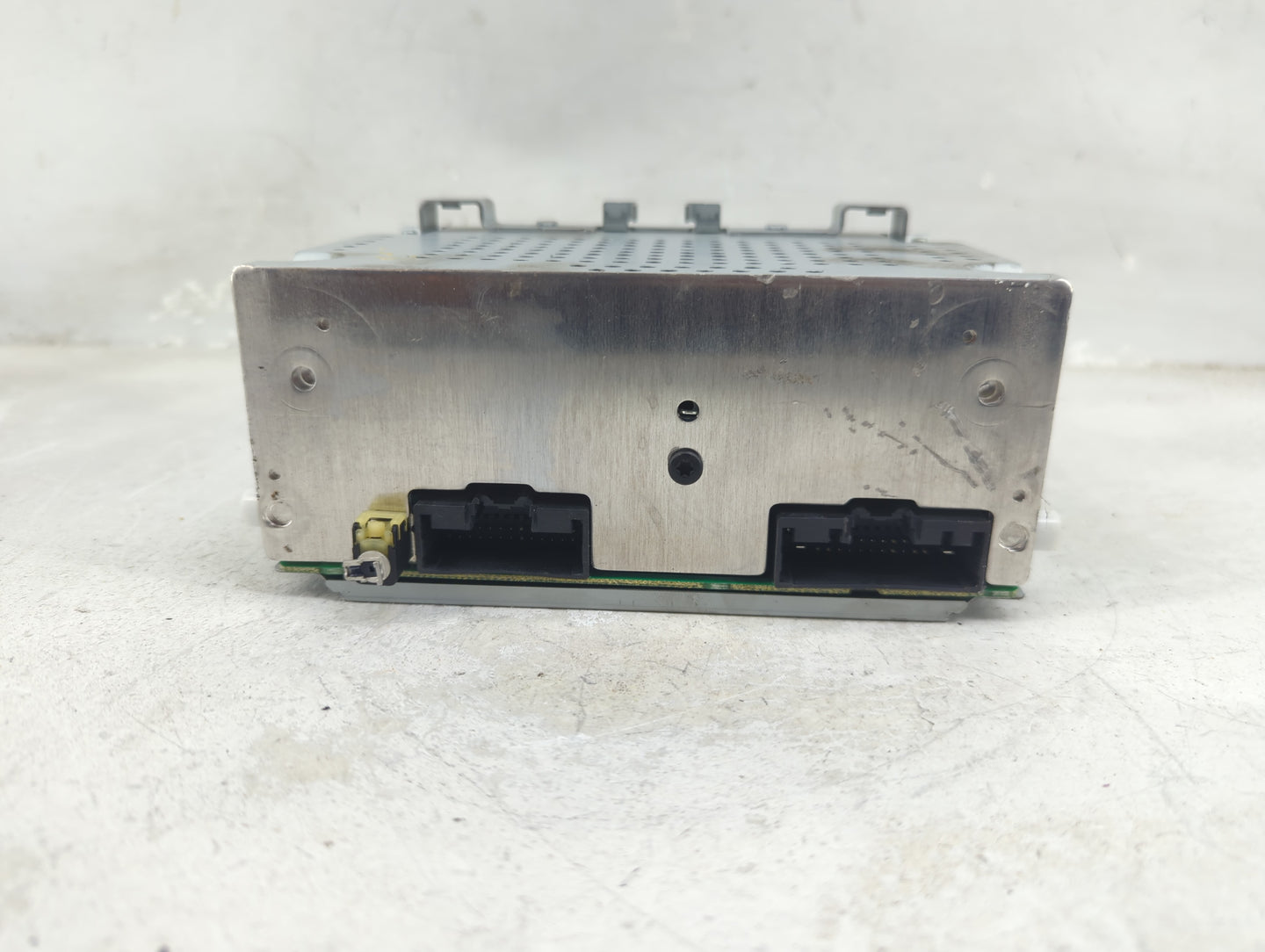 2014-2015 Ford Fiesta Radio AM FM Cd Player Receiver Replacement P/N:D2BT-19C107-AF Fits Fits 2014 2015 OEM Used Auto Parts 