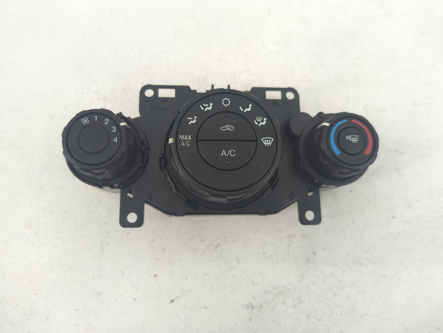 2014-2019 Ford Fiesta Climate Control Module Temperature AC/Heater Replacement P/N:D2BT 19980 AE Fits OEM Used Auto Parts - 