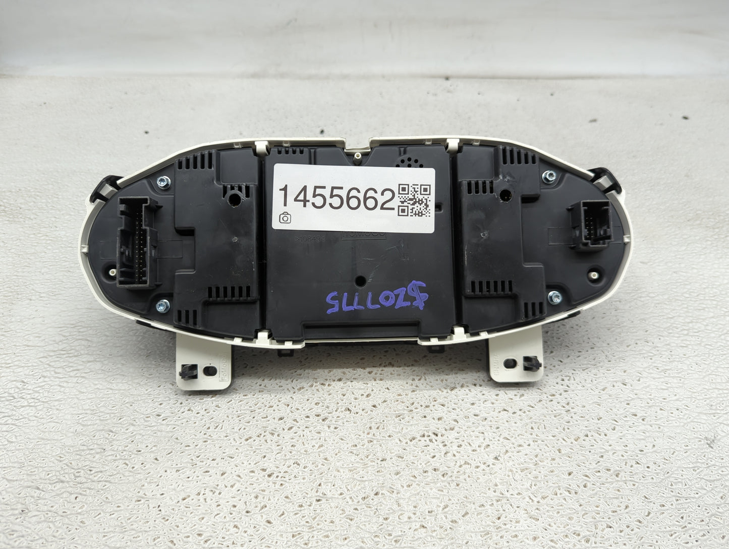 2014-2015 Ford Fiesta Instrument Cluster Speedometer Gauges P/N:D2BT-10849-EAR Miles: Fits Fits 2014 2015 OEM Used Auto Part