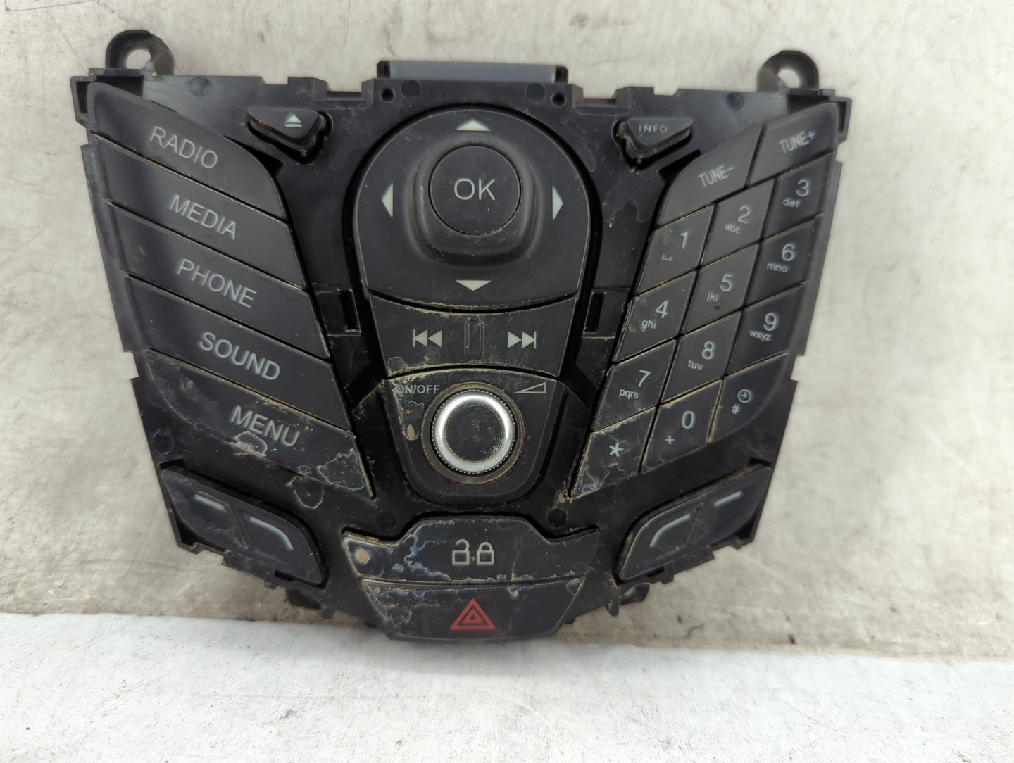 2015-2019 Ford Fiesta Radio Control Panel 1464561 - Oemusedautoparts1.com
