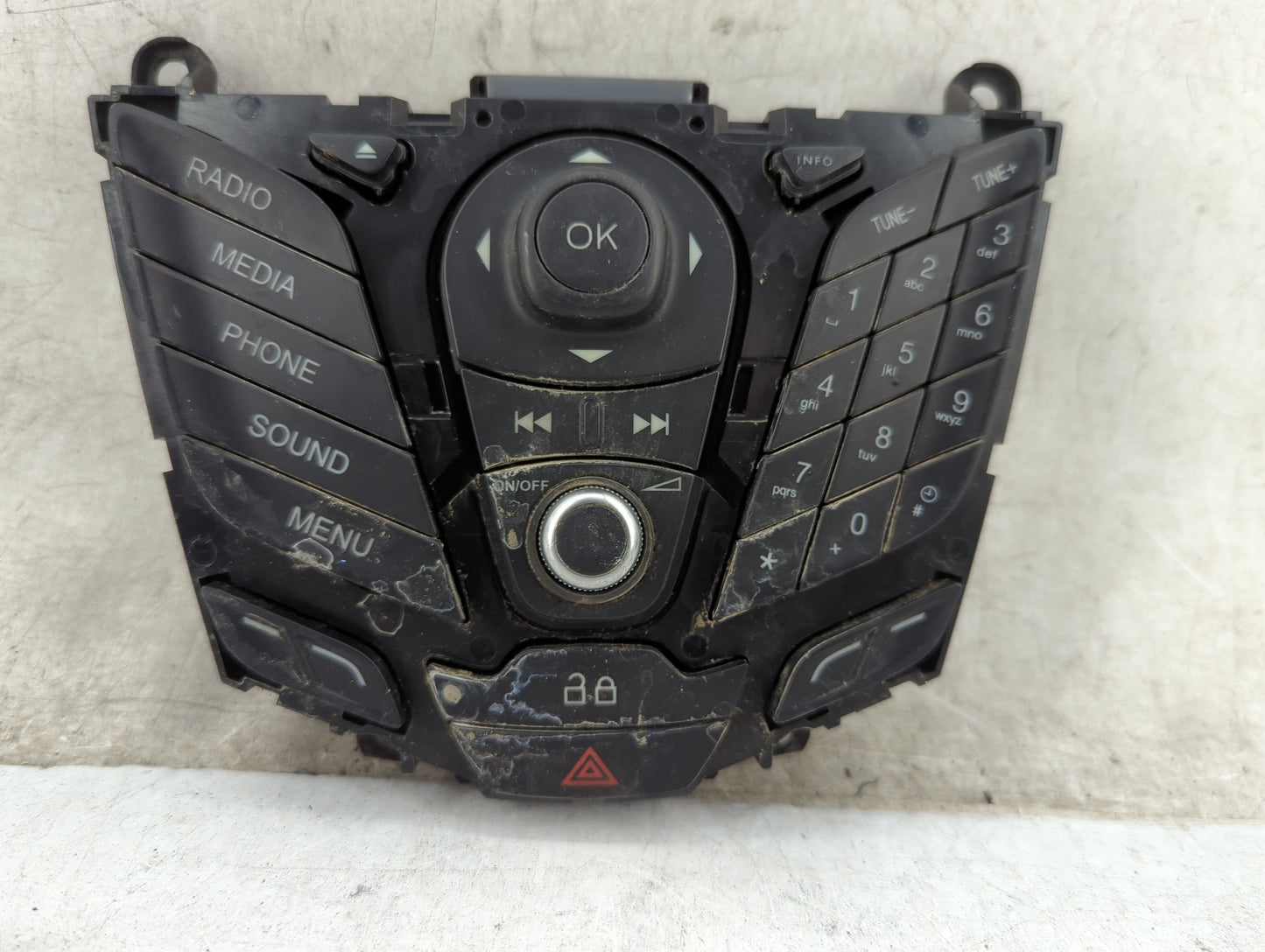 2015-2019 Ford Fiesta Radio Control Panel 1464561 - Oemusedautoparts1.com