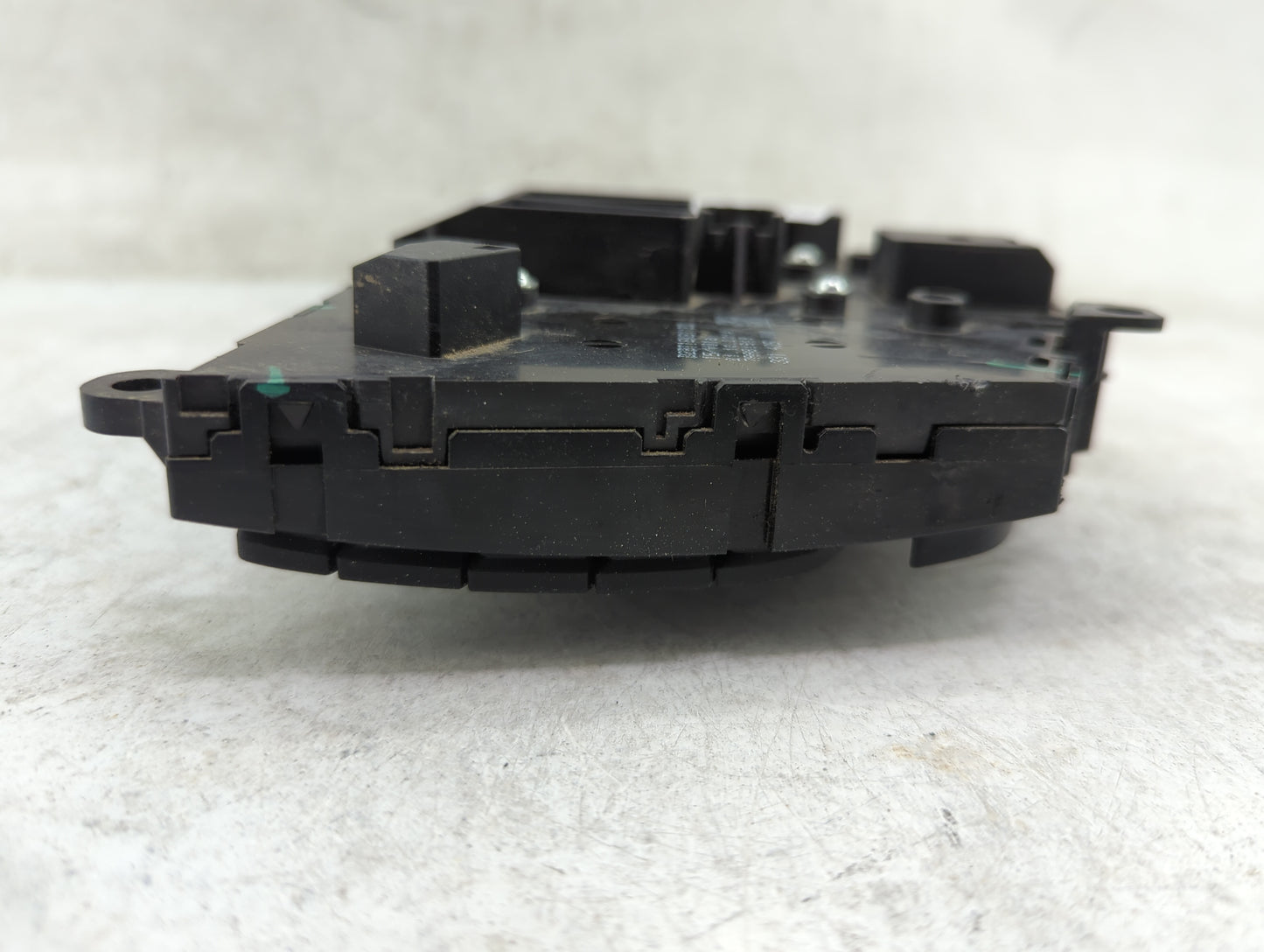 2015-2019 Ford Fiesta Radio Control Panel 1464561 - Oemusedautoparts1.com