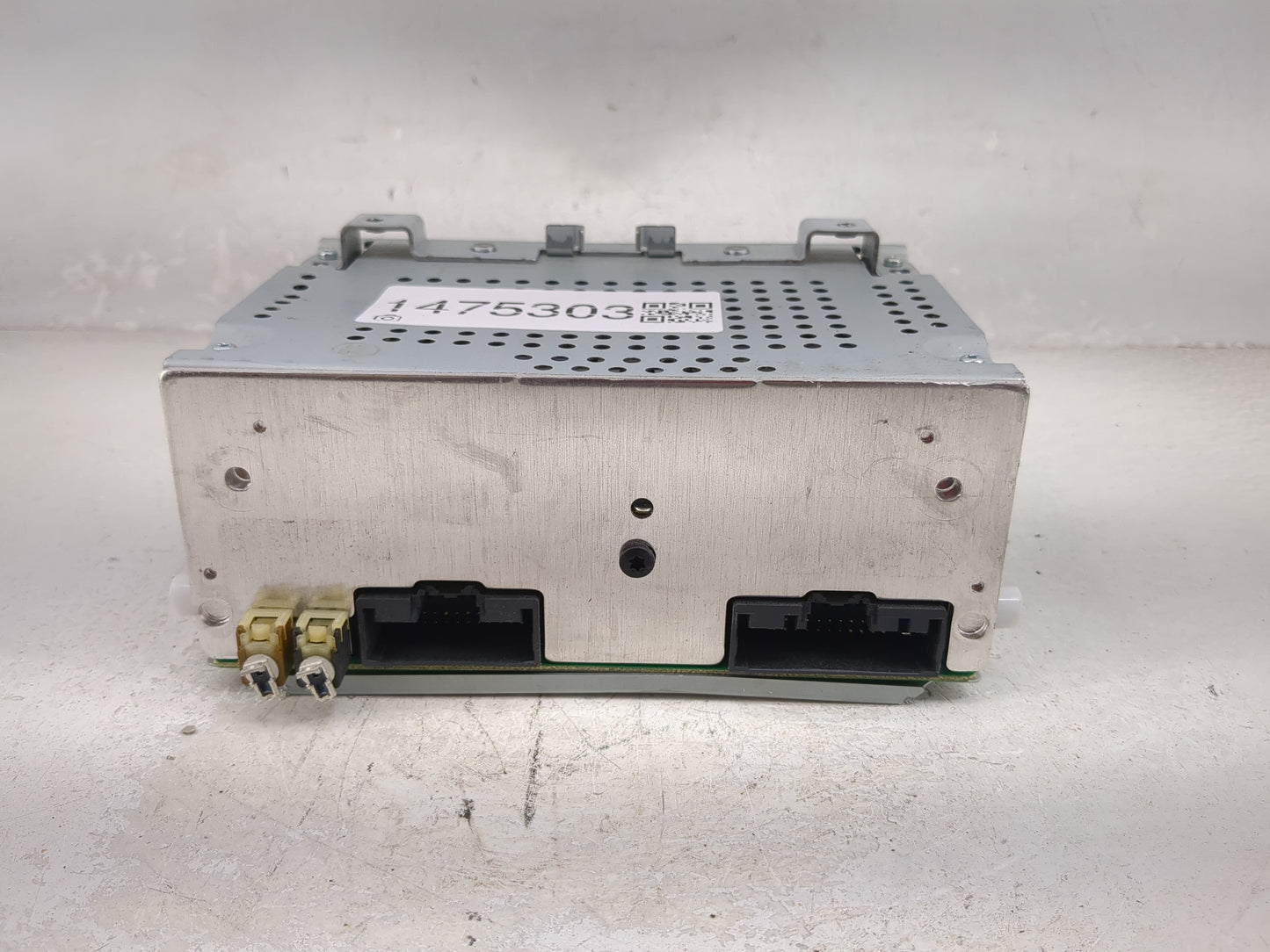 2014-2015 Ford Fiesta Radio AM FM Cd Player Receiver Replacement P/N:D2BT-19C107-CE B2CG007892 Fits Fits 2014 2015 OEM Used 