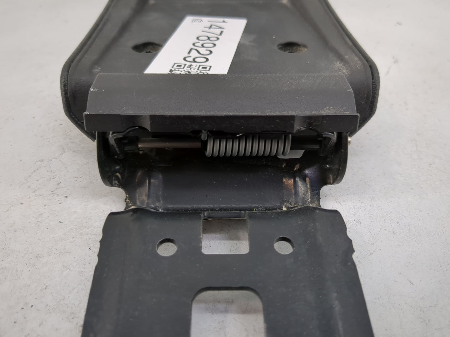 2014-2019 Ford Fiesta Center Console Armrest Cover Lid P/N:1305766X-CB-03 1305766XCB03 Fits Fits 2014 2015 2016 2017 2018 20