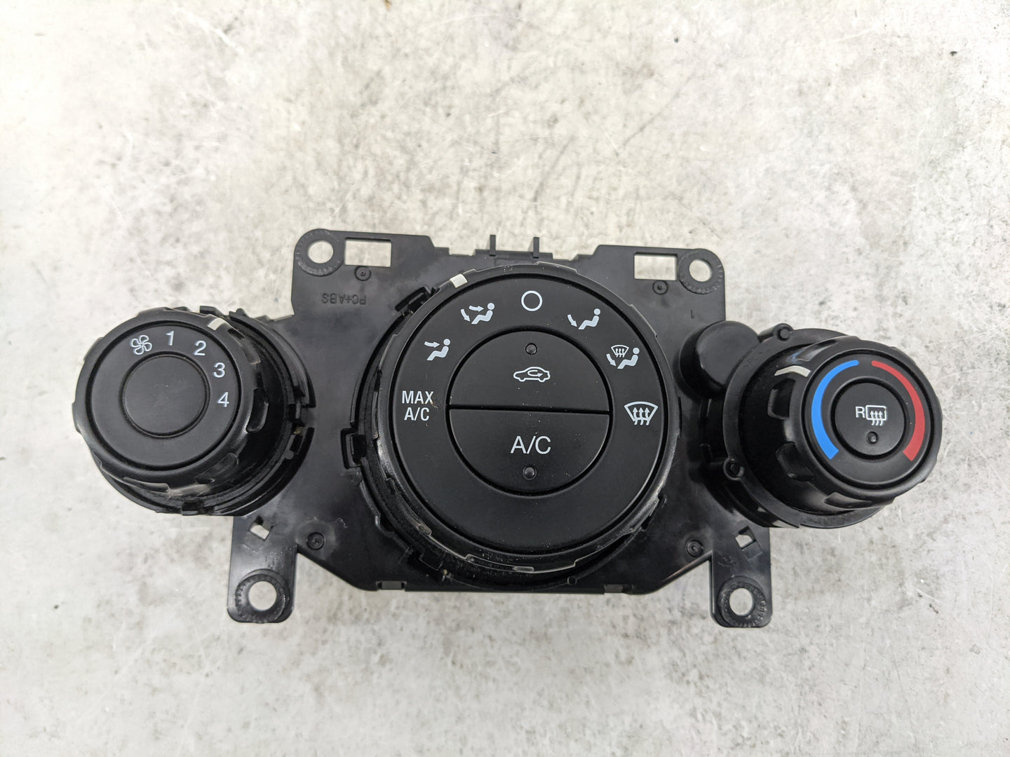 2014-2019 Ford Fiesta Climate Control Module Temperature AC/Heater Replacement P/N:D2BT 19980 AE Fits OEM Used Auto Parts - 
