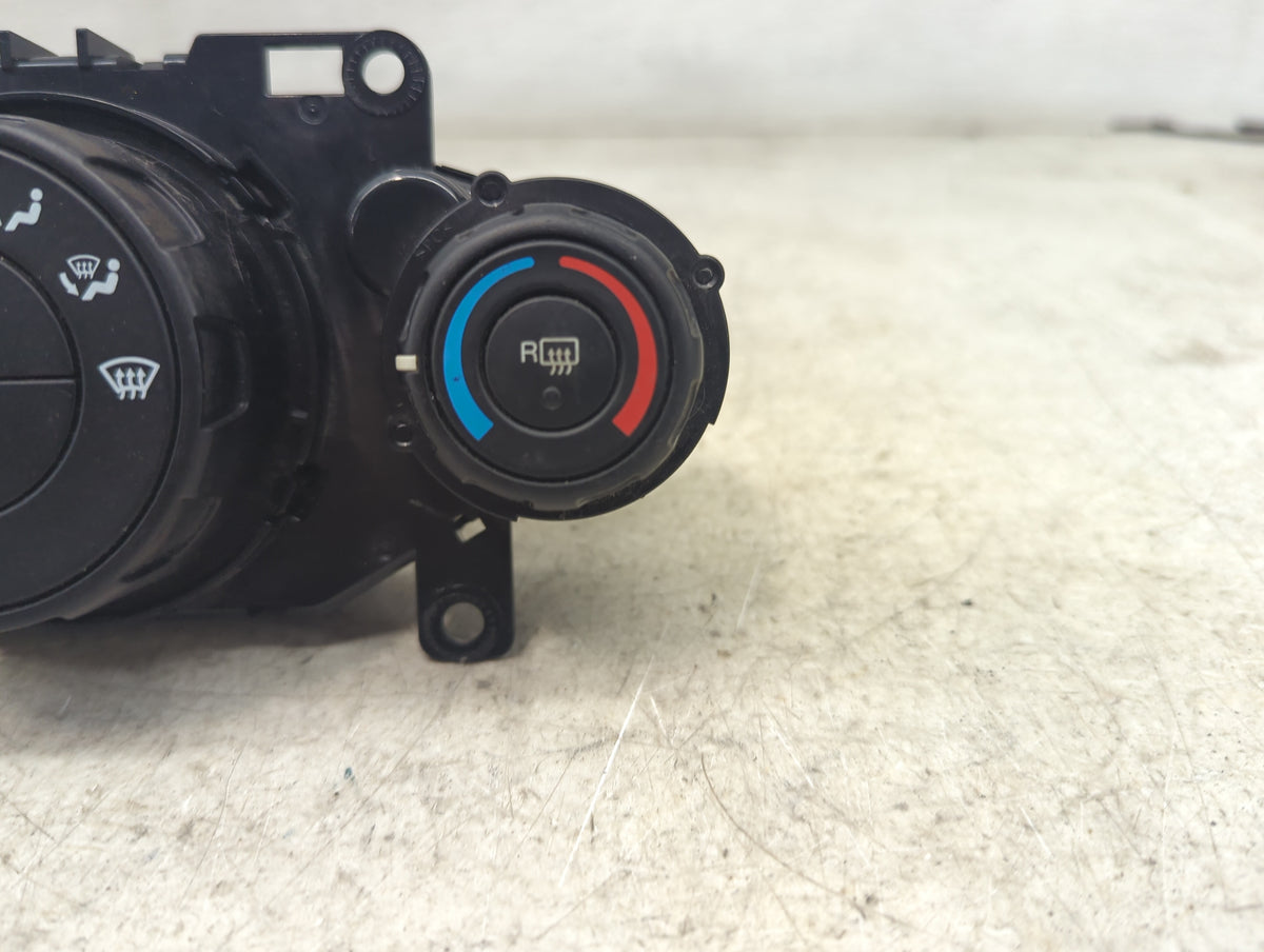 2014-2019 Ford Fiesta Climate Control Module Temperature AC/Heater Replacement P/N:D2BT 19980 AE Fits OEM Used Auto Parts - 