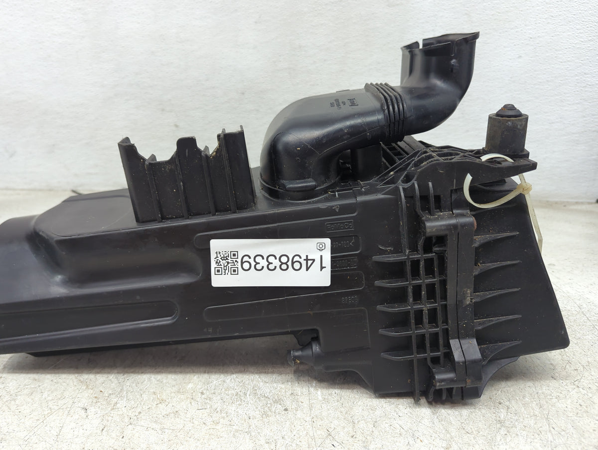 2014-2017 Ford Fiesta Air Cleaner Intake-duct Hose Tube 1498339 - Oemusedautoparts1.com