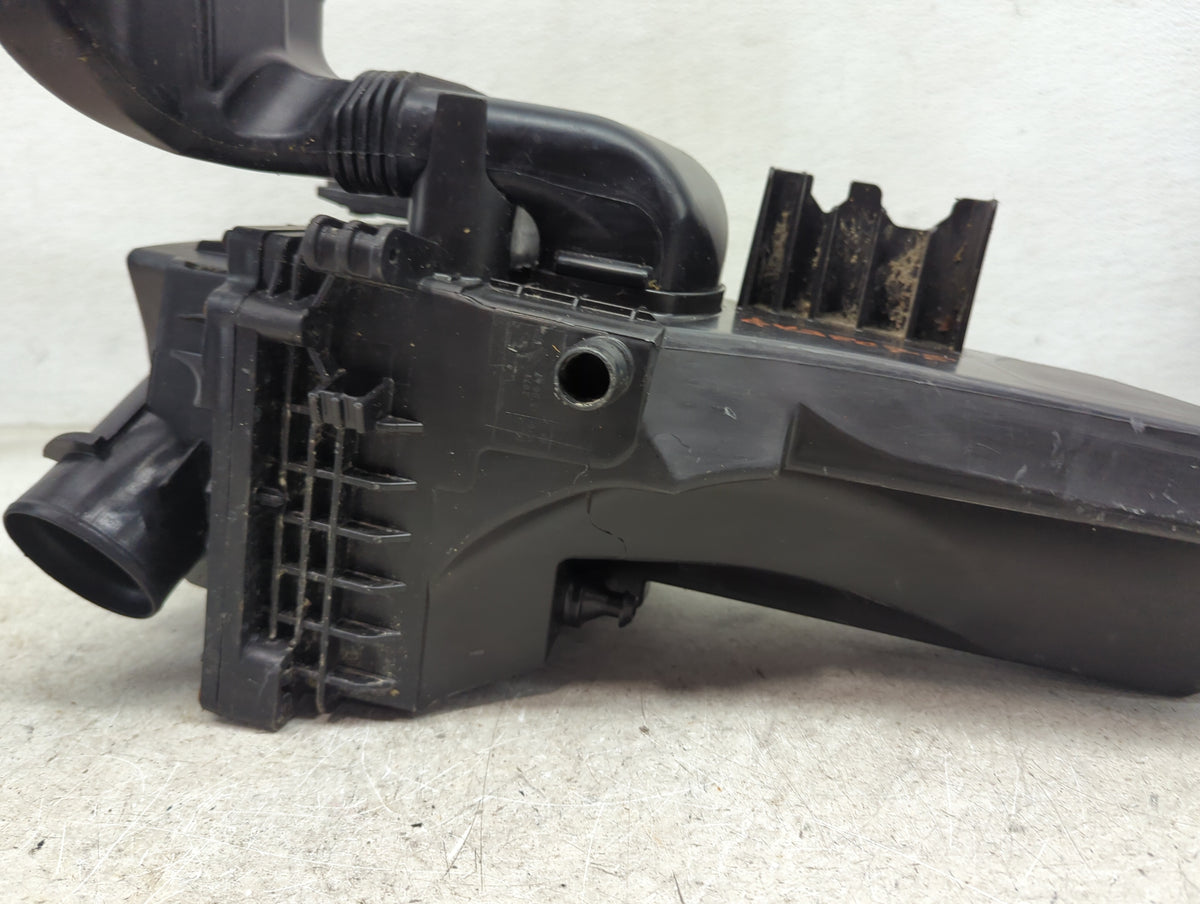 2014-2017 Ford Fiesta Air Cleaner Intake-duct Hose Tube 1498339 - Oemusedautoparts1.com