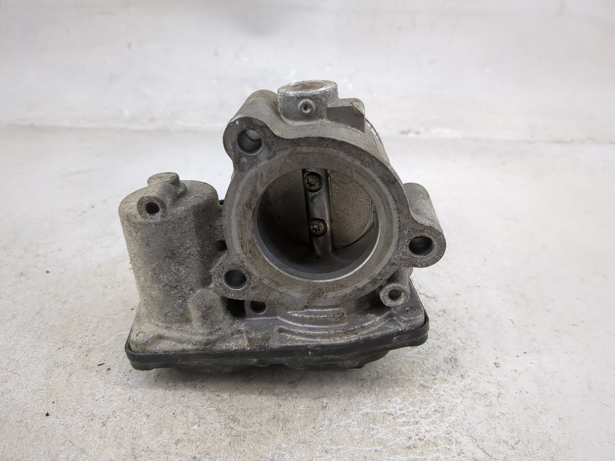 2014-2017 Ford Fiesta Throttle Body P/N:8A6G-9F991-BC Fits Fits 2014 2015 2016 2017 2018 OEM Used Auto Parts - Oemusedautopa
