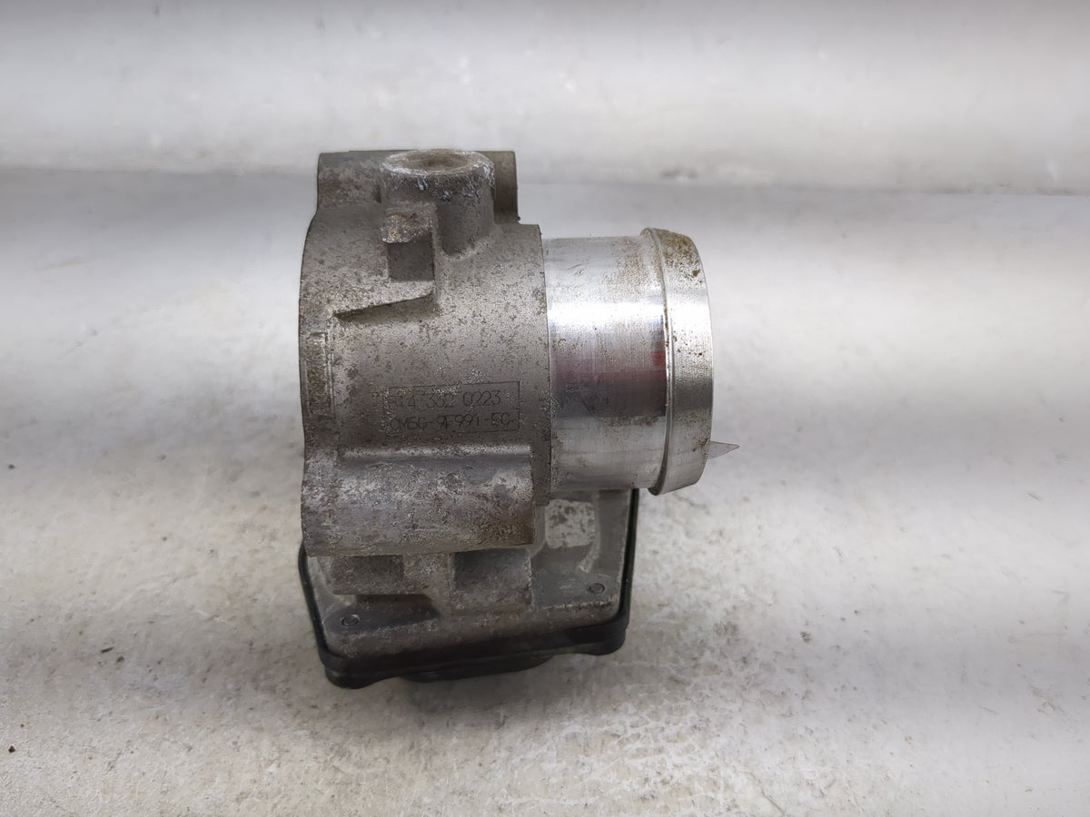 2014-2017 Ford Fiesta Throttle Body P/N:8A6G-9F991-BC Fits Fits 2014 2015 2016 2017 2018 OEM Used Auto Parts - Oemusedautopa