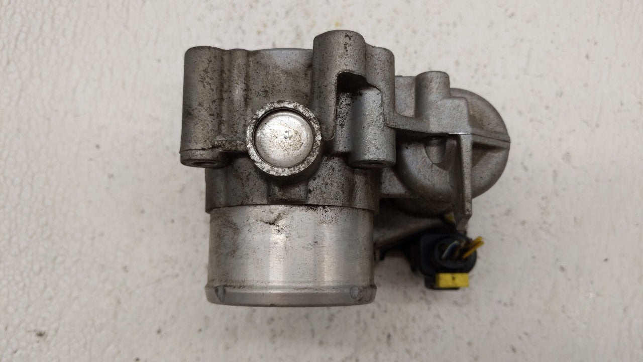 2014-2019 Ford Fiesta Throttle Body P/N:0 280 750 535 7S7G-9F991-CA Fits Fits 2013 2014 2015 2016 2017 2018 2019 OEM Used Au