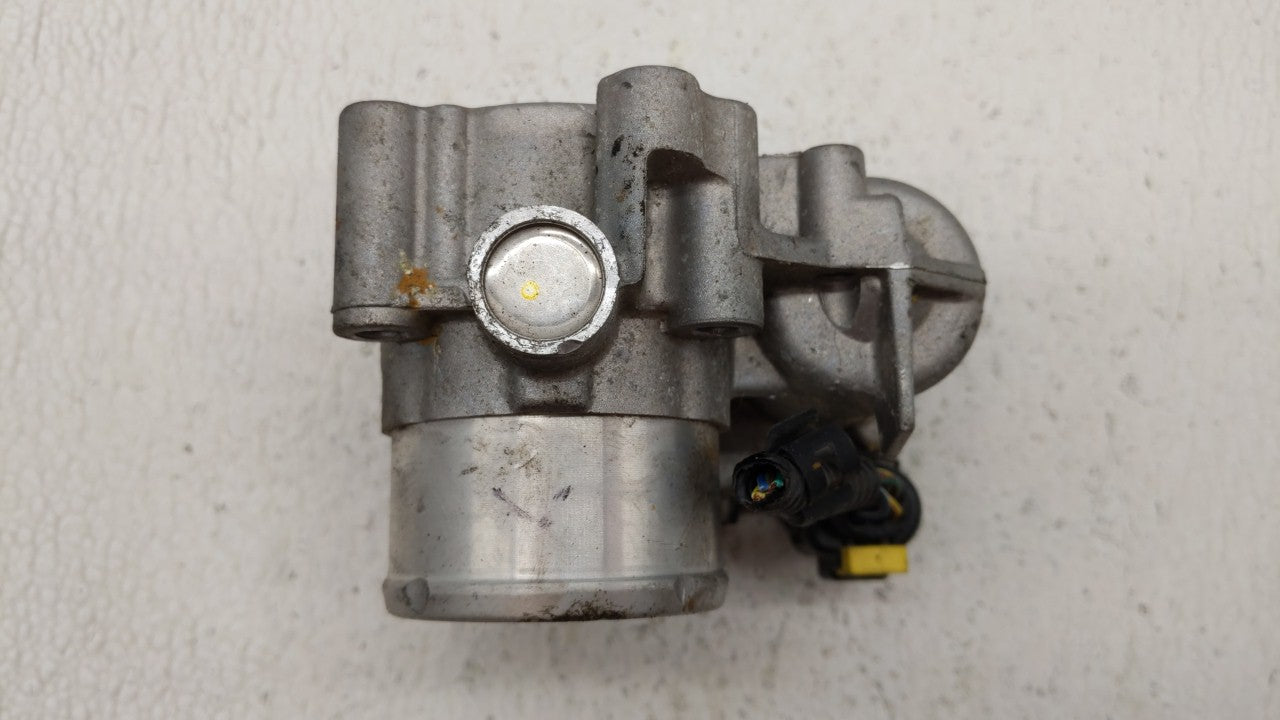 2014-2019 Ford Fiesta Throttle Body P/N:0 280 750 535 7S7G-9F991-CA Fits Fits 2013 2014 2015 2016 2017 2018 2019 OEM Used Au