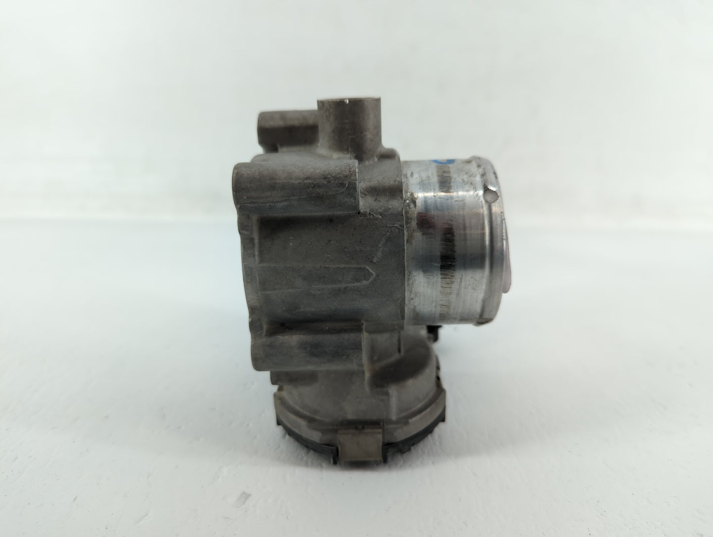 2014-2019 Ford Fiesta Throttle Body P/N:7S7G-9F991-CA Fits Fits 2013 2014 2015 2016 2017 2018 2019 OEM Used Auto Parts - Oem