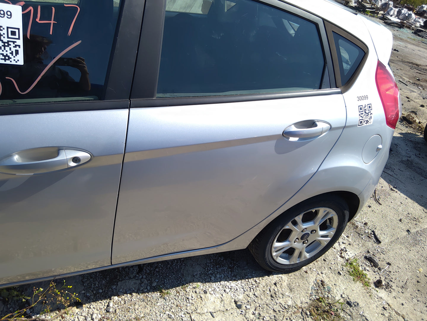 2011-2015 Ford Fiesta Driver Rear Door Oem - Oemusedautoparts1.com