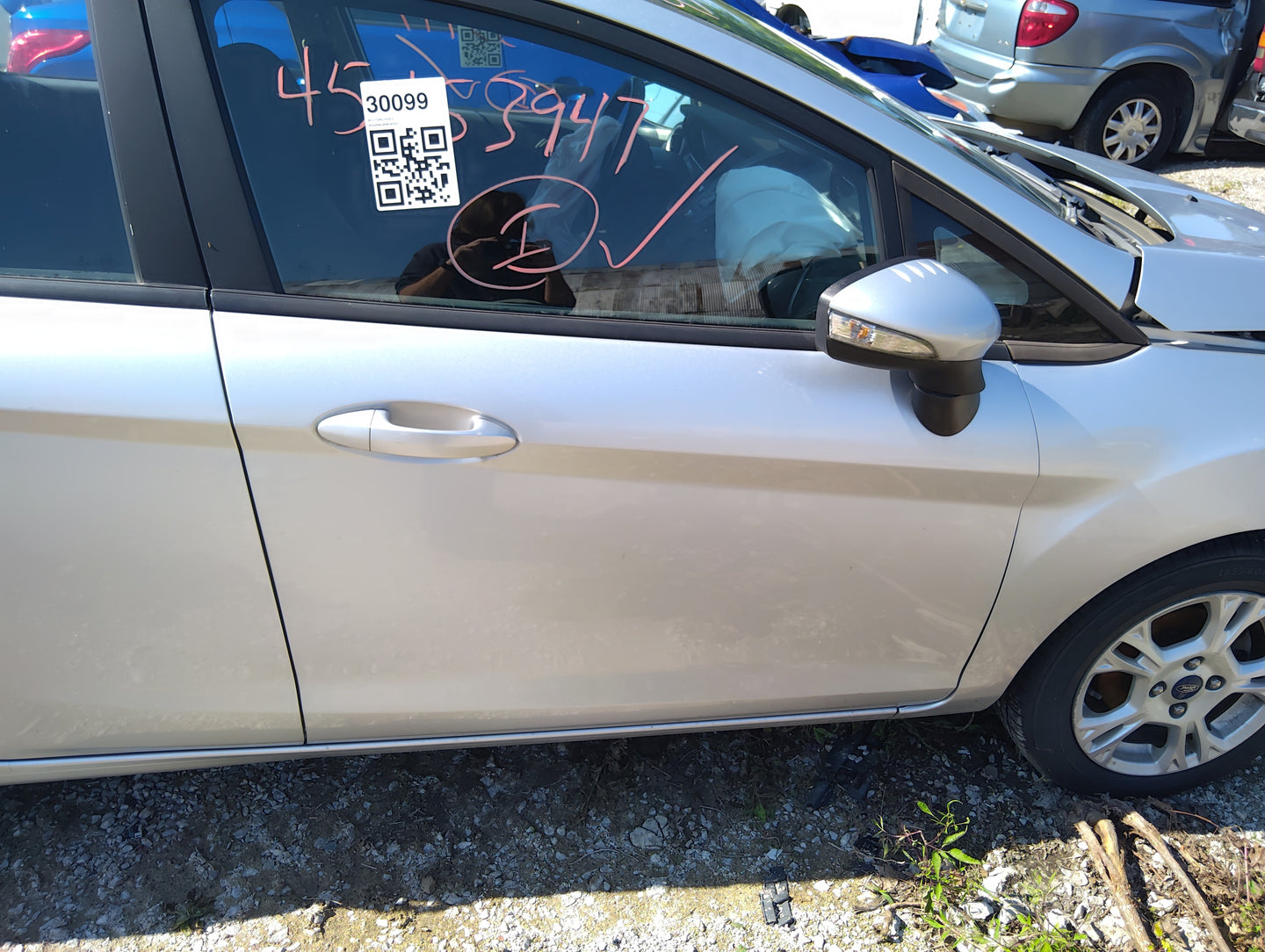 2011-2019 Ford Fiesta Passenger Front Door Oem 5040303 - Oemusedautoparts1.com