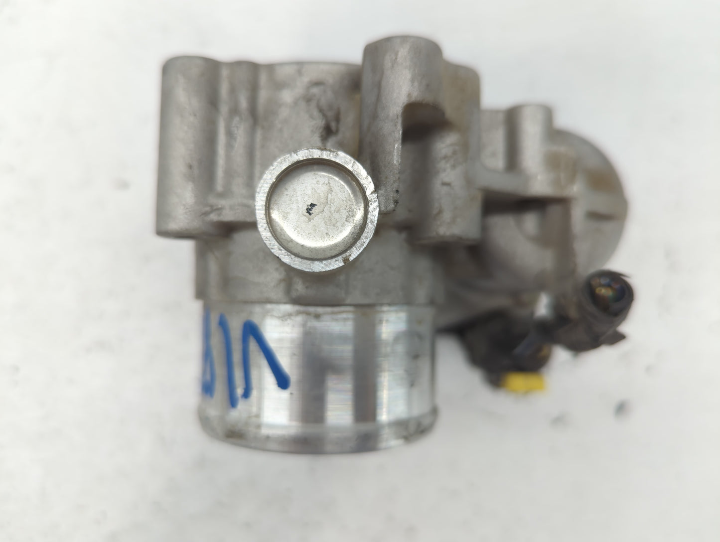 2014-2019 Ford Fiesta Throttle Body P/N:7S7G-9F991-CA Fits Fits 2013 2014 2015 2016 2017 2018 2019 OEM Used Auto Parts - Oem