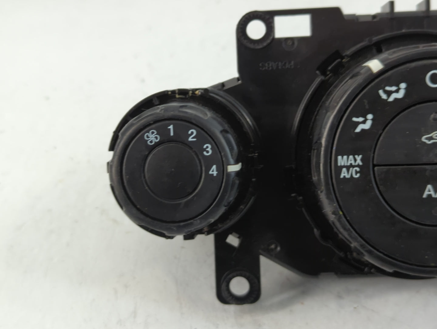 2014-2019 Ford Fiesta Climate Control Module Temperature AC/Heater Replacement P/N:D2BT 19980 AE Fits OEM Used Auto Parts - 