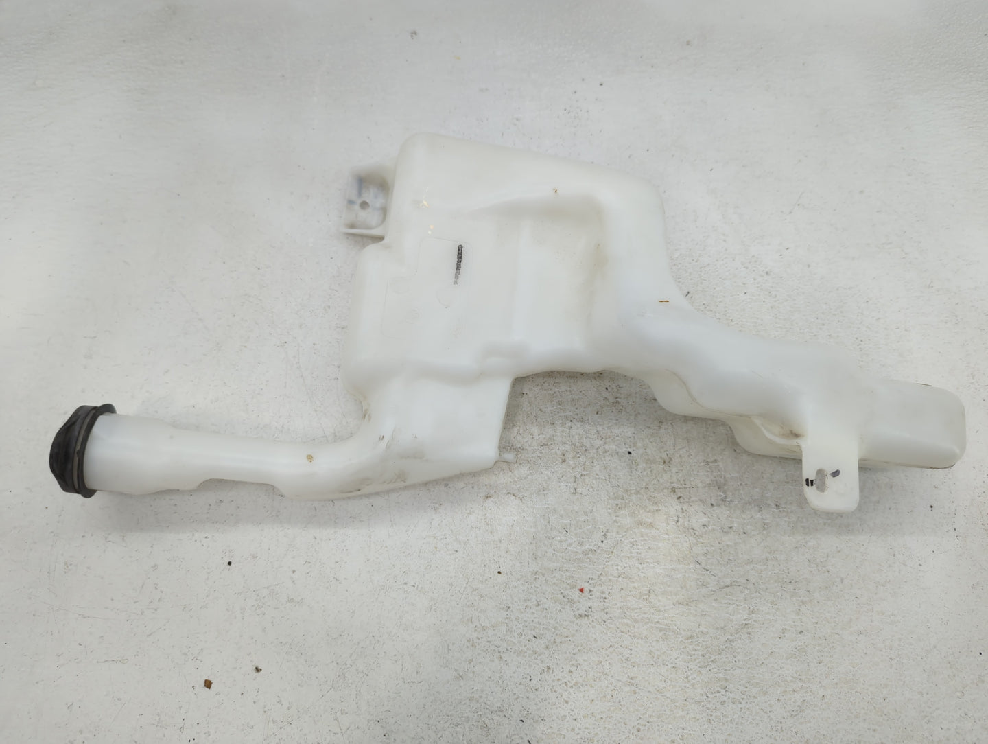 2011-2019 Ford Fiesta Windshield Washer Fluid Reservoir Bottle Oem - Oemusedautoparts1.com