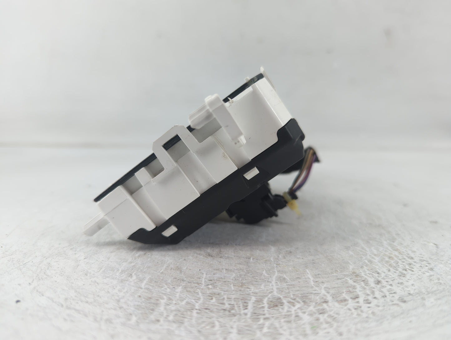 2014-2017 Ford Fiesta Information Display Screen - Oemusedautoparts1.com