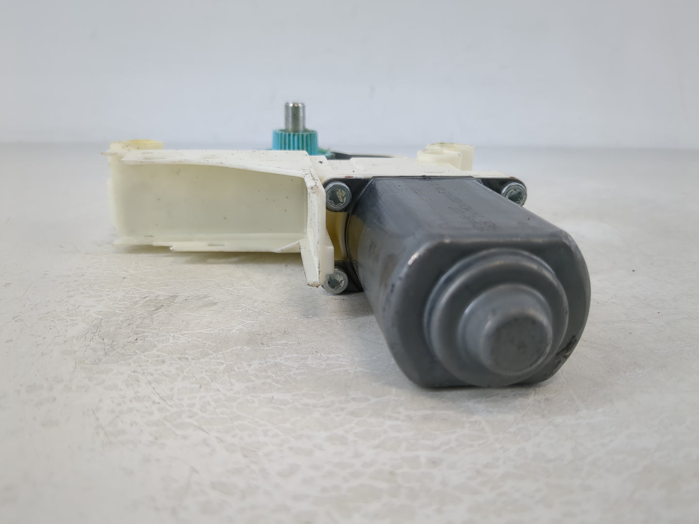 2011-2019 Ford Fiesta Passenger Rear Right Power Window Motor - Oemusedautoparts1.com