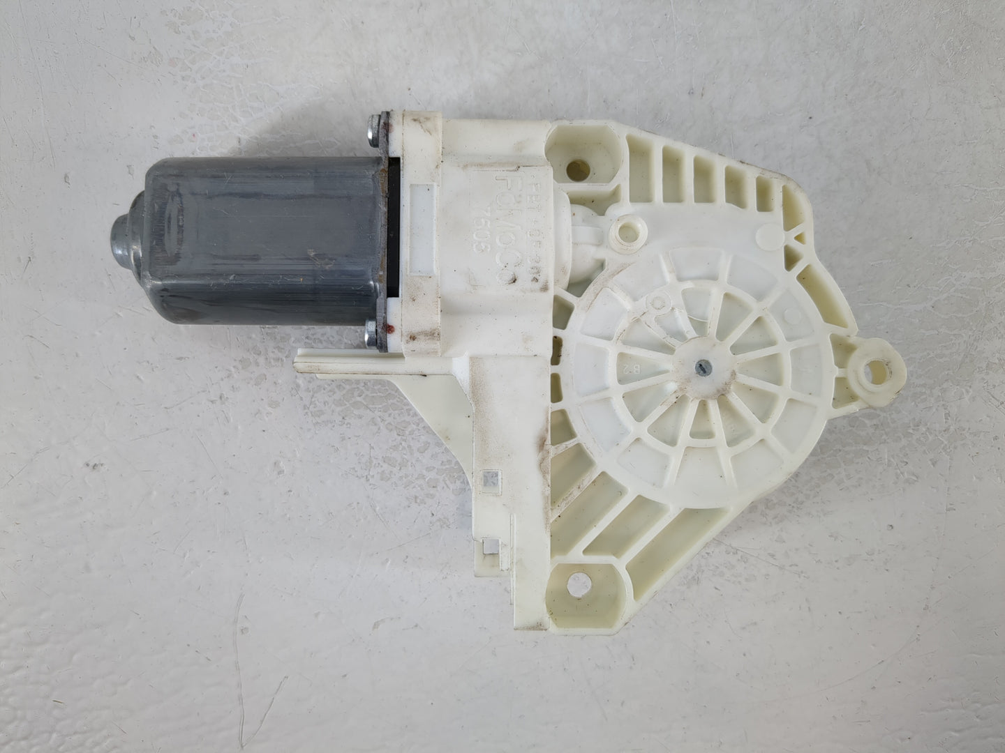 2011-2019 Ford Fiesta Passenger Rear Right Power Window Motor - Oemusedautoparts1.com